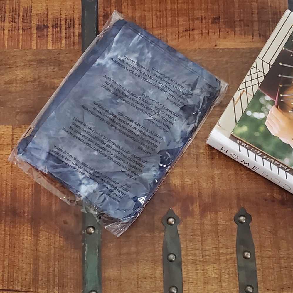 💙 High Waisted Blue Tie Dye Biker Shorts 💙 - Picture 10 of 15